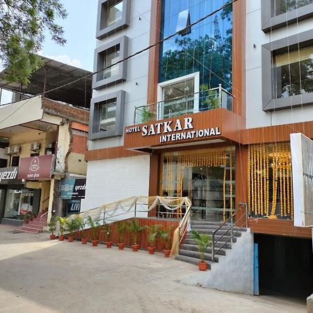 Hotel Satkar International Chhindwāra Esterno foto